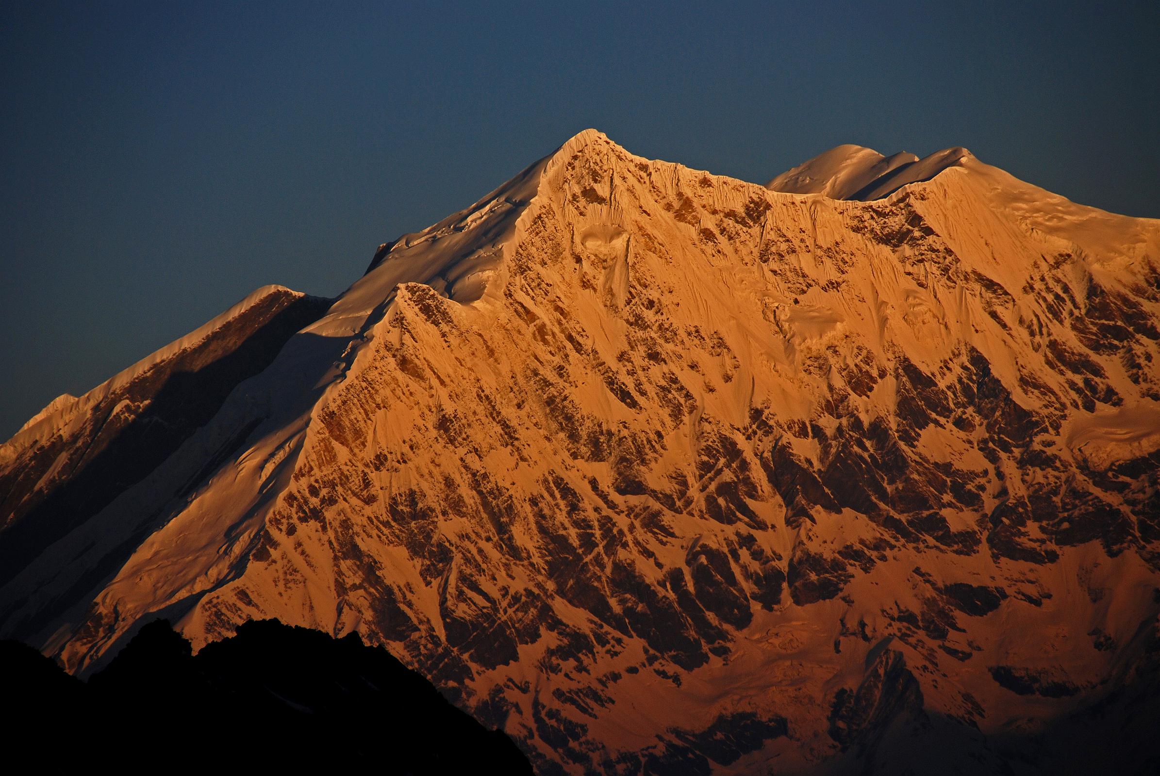 20 Tukuche Peak Close Up At Sunrise From Camp Below Mesokanto La 